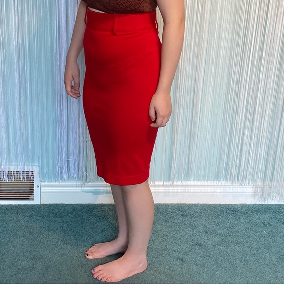 Body by Victoria Red Pencil Skirt Size 0 - Picture 3 of 16